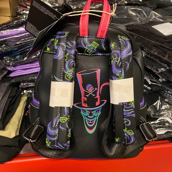 Loungefly Princess and the Frog voodoo backpack - Picture 3 of 4